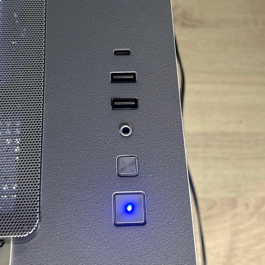 高性能 白 ゲーミングPC RTX3060ti Windows11 ワイルズ快適