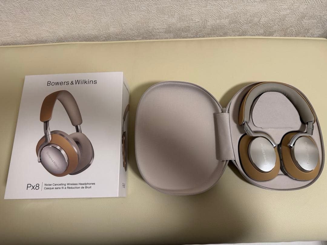 b&w Bowers & Wilkins px8 ワイヤレスヘッドフォン タン