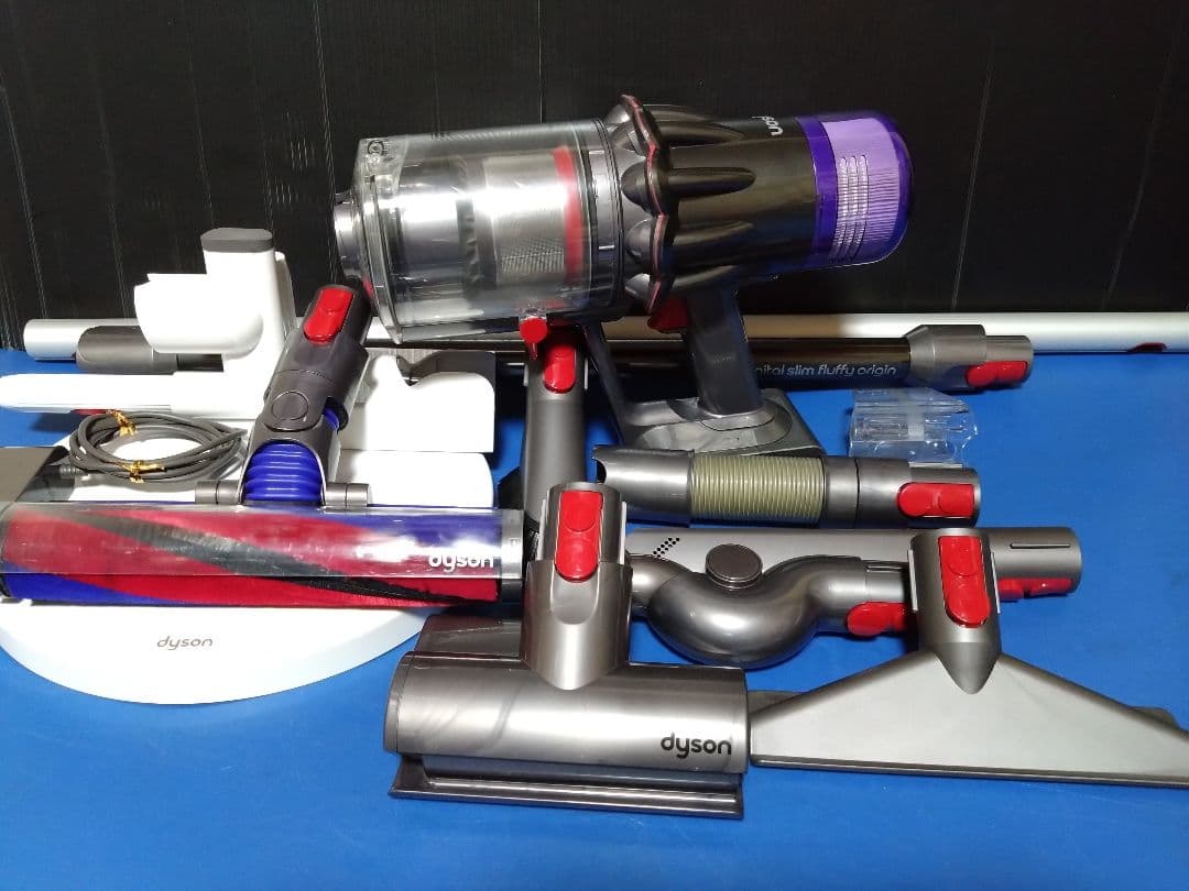 大人気モデル！dyson‼️デジタルスリムフィラフィ SV18充電スタンド付き④