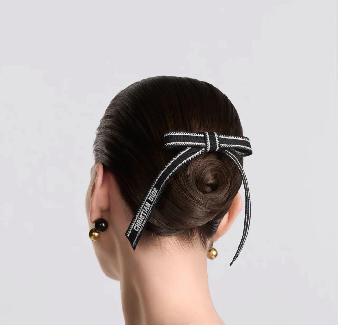 クリスチャンディオール Dior リボンバレッタ 黒 定価81,000円