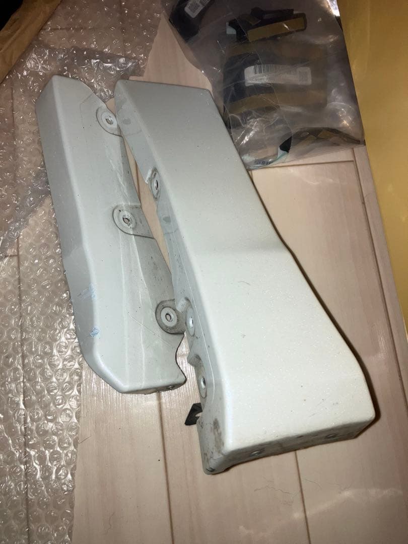 未使用＋中古 左右セット　アルファード　ヴェルファイア　070 モデリスタ　30