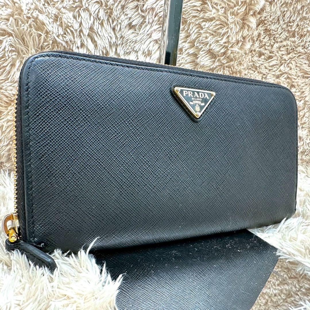 【美品】プラダ 長財布 ラウンドファスナー ブラック サフィアーノ 三角ロゴ