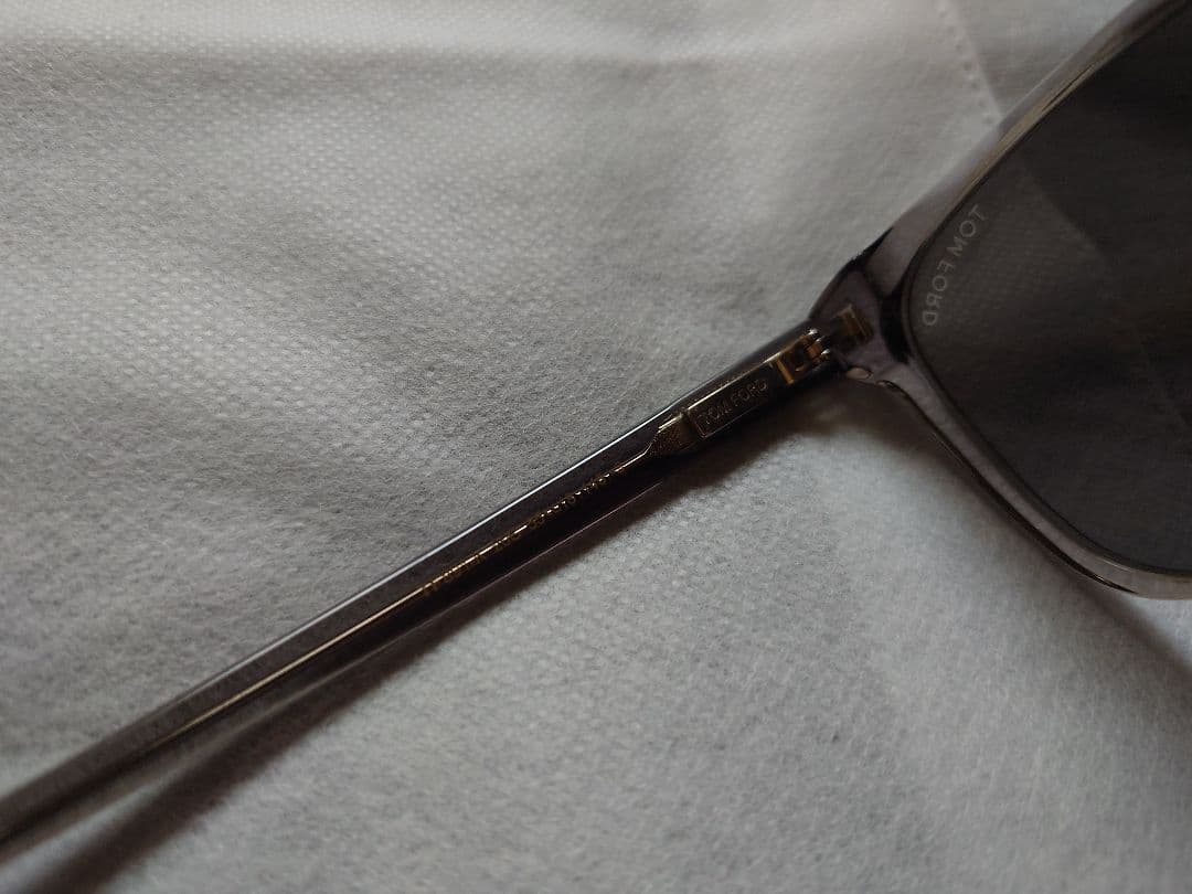 トムフォード TF891 K 20C 55サングラス 117313