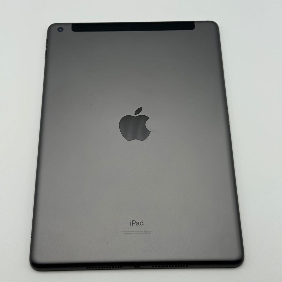 iPad 第9世代　Cellularモデル　64GB MK473J/A 本体