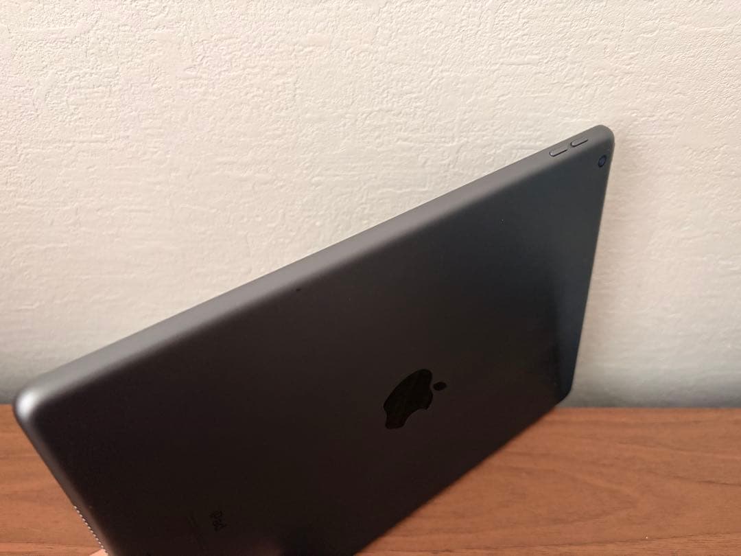 【動作確認済】iPad 10.2インチ 第8世代 Wi-Fi 32GB