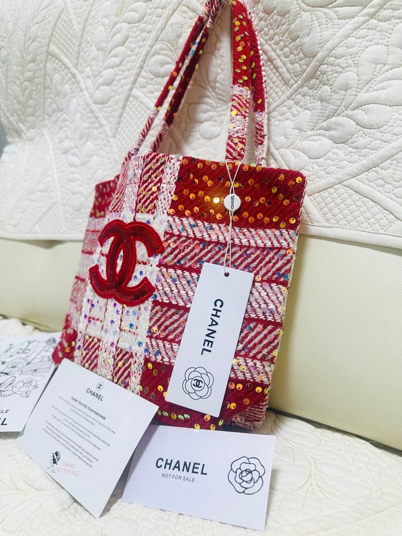 CHANELシャネル☆ノベルティ新品未使用ツイードトートバッグ赤白スパンコール