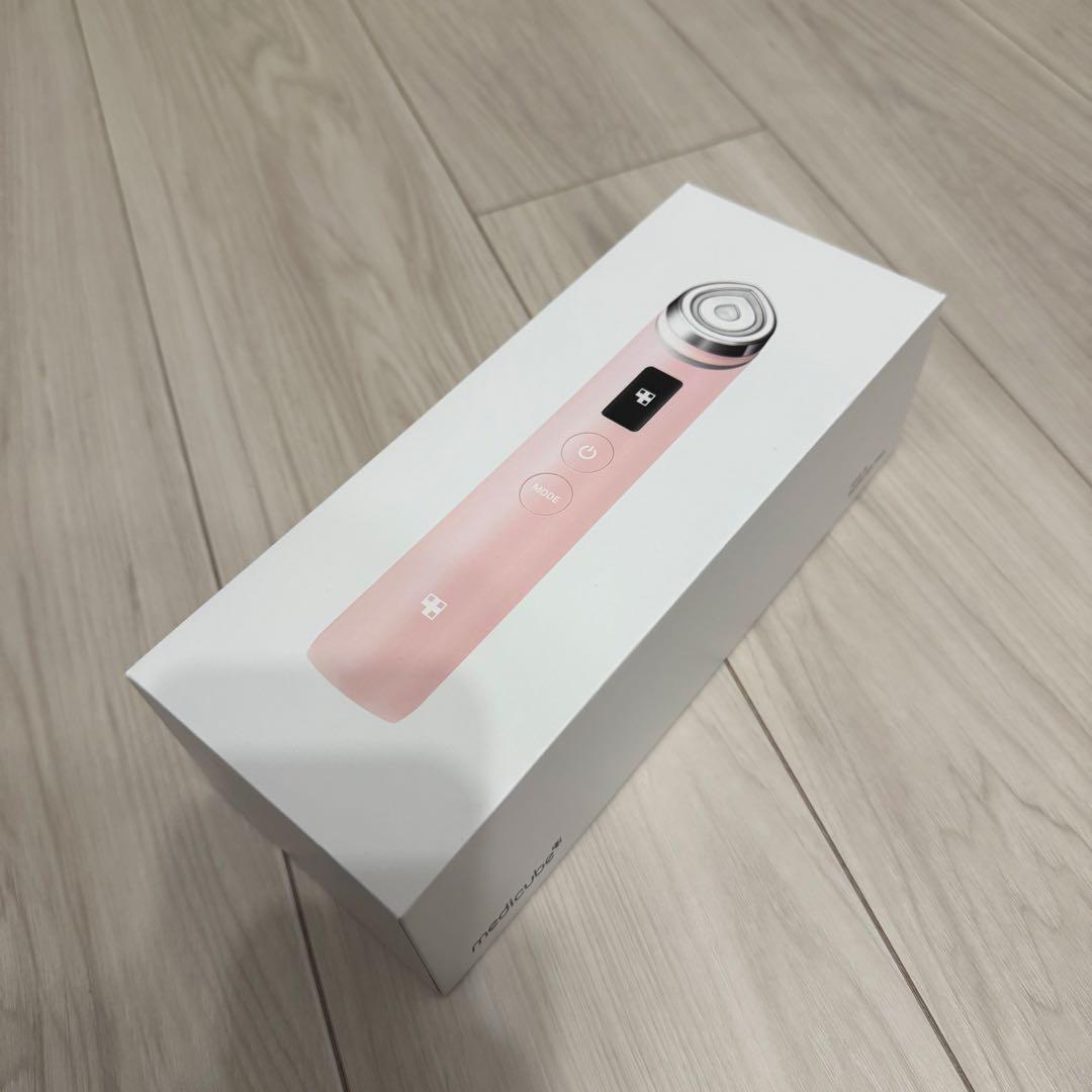メディキューブ BOOSTER PRO 美顔器 ピンク