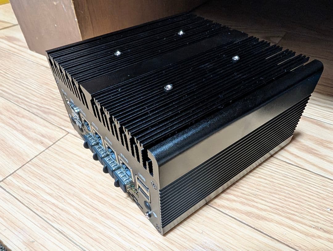 4 *10G SFP+ ファイアウォール mini PC