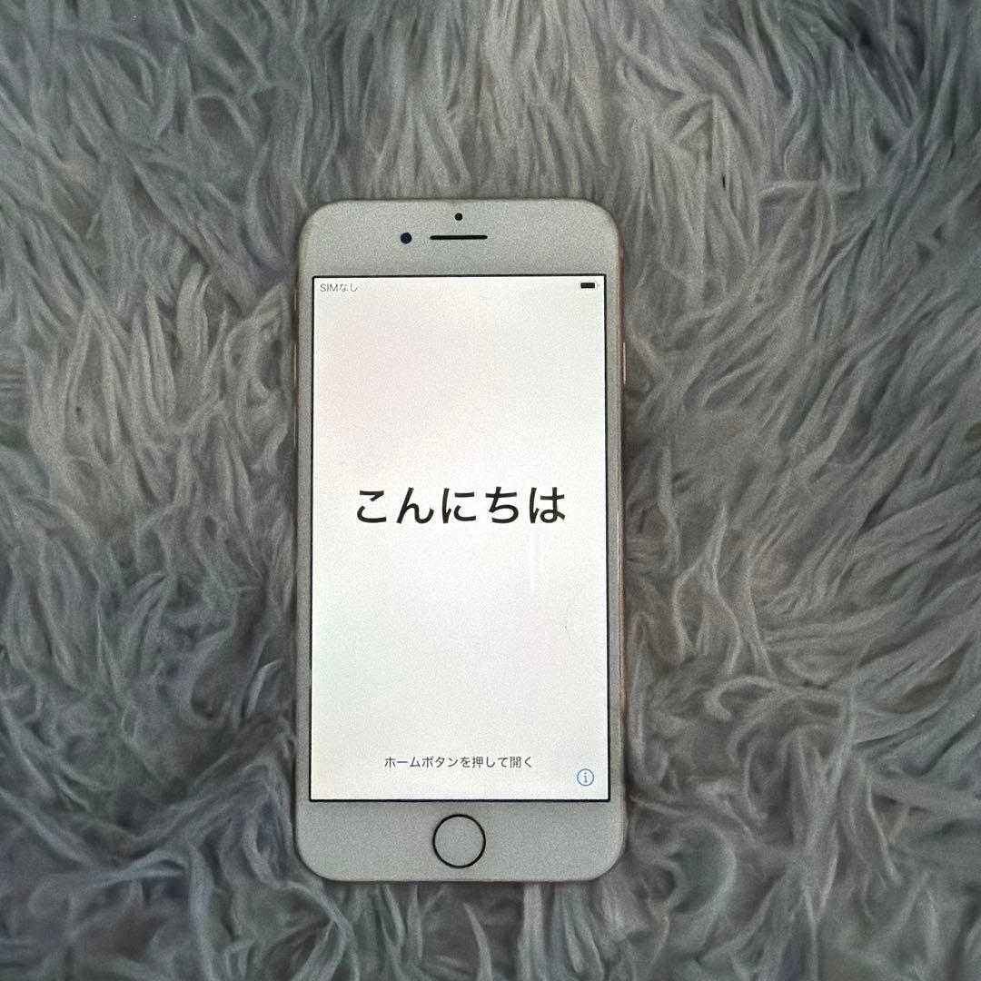 iPhone 8 ゴールド