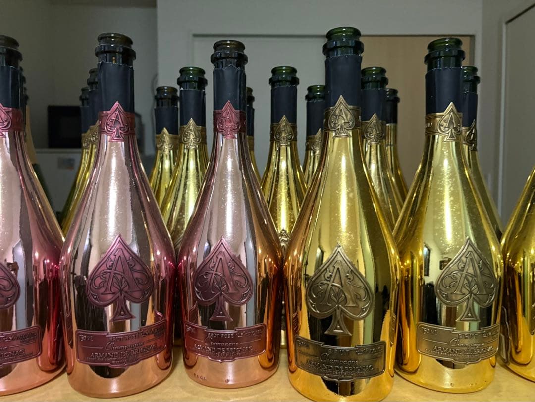 アルマンド　シャンパン　空ビン　ロゼ　ゴールド
