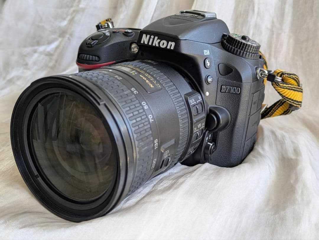 Nikon D7100 デジタル一眼レフカメラ