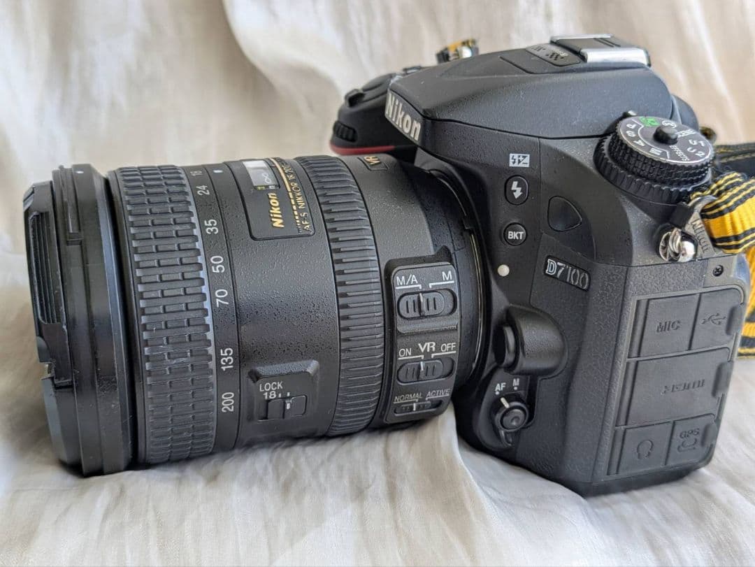 Nikon D7100 デジタル一眼レフカメラ
