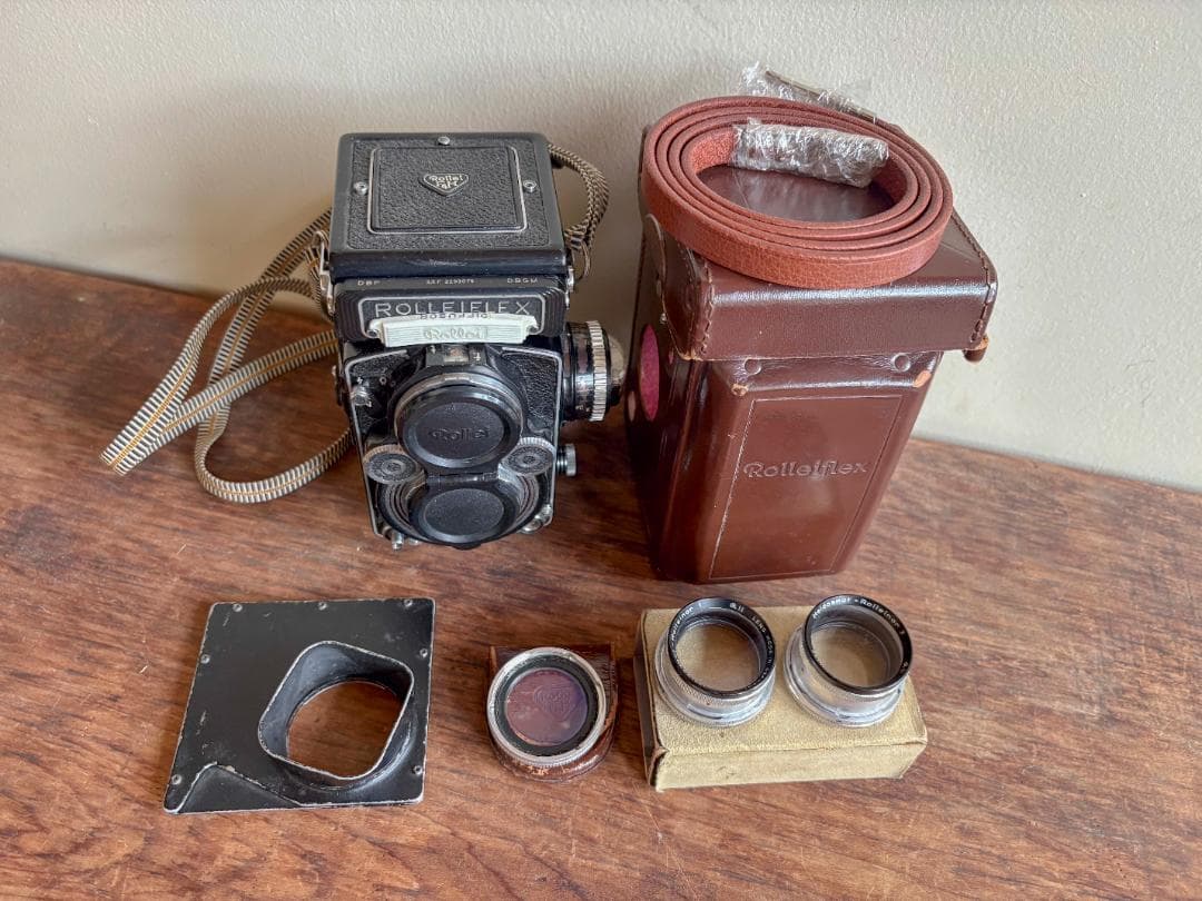 値下依頼お断り　ローライフレックス　プラナー７５ミリ　F3.5　実働品　機関良好