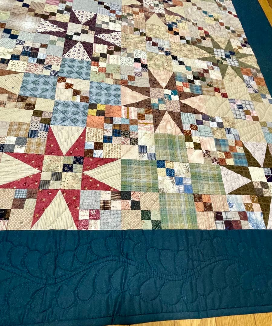 パッチワークキルト　タペストリー　スター&スクエア