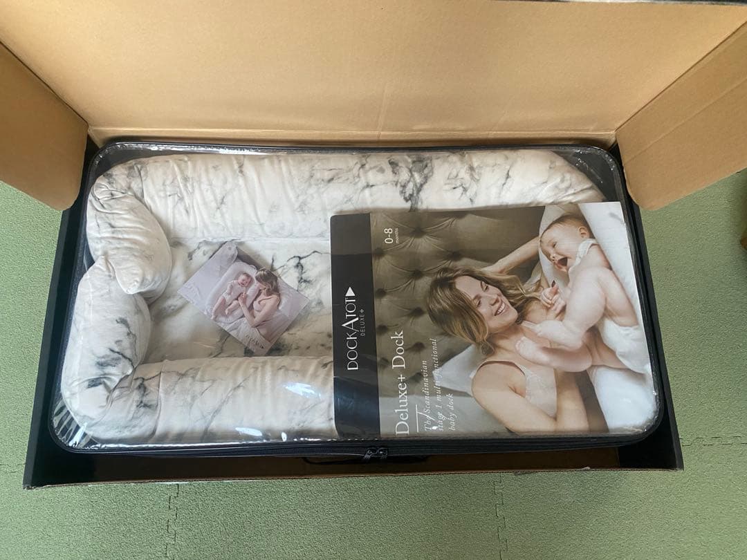 DockATot Deluxe+ドッカトット　大理石　マーブル　ベッドインベッド