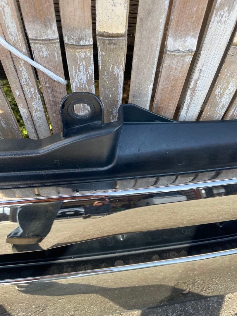 トヨタ ハイエース 200系 4型 純正フロントグリル