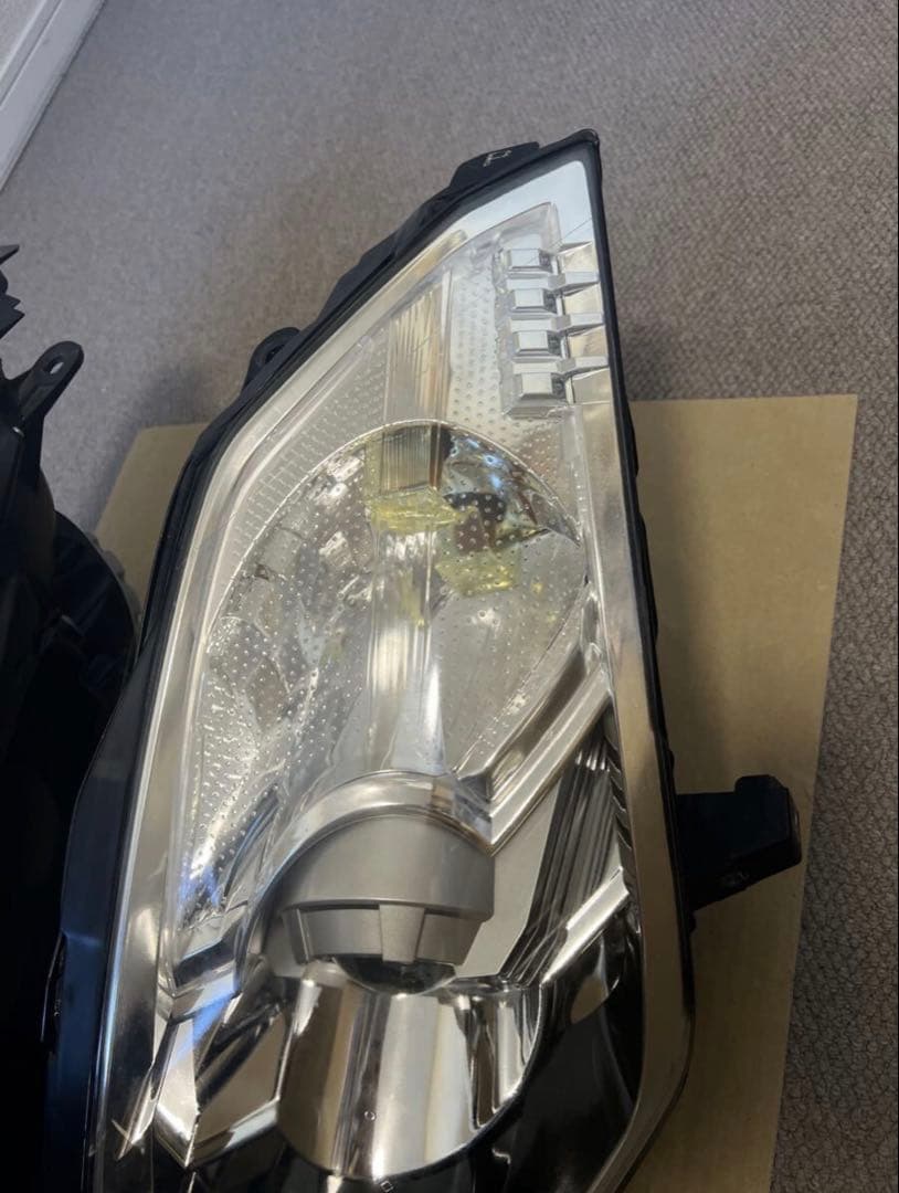 フェアレディZ Z33 中期 ヘッドライト 左右セット（中古品）