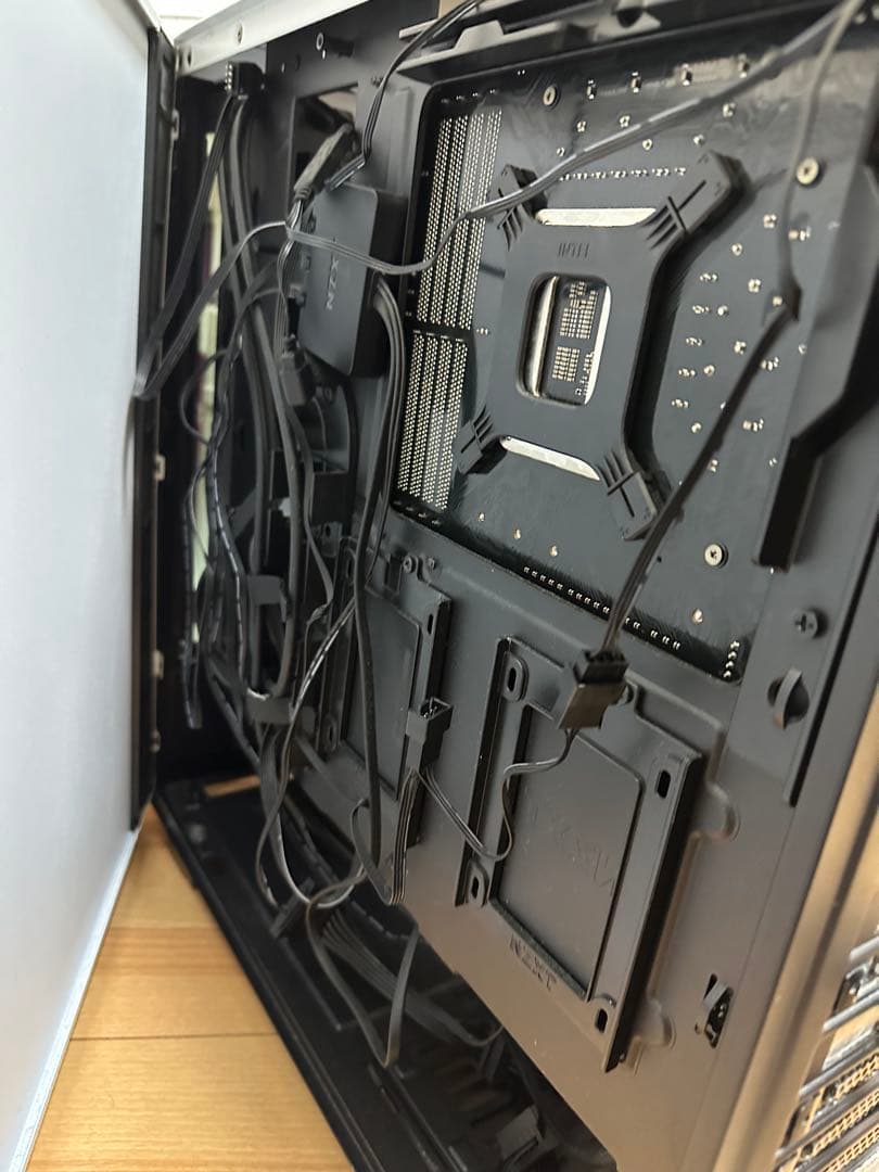 説明読んで NZXTH510ELITE