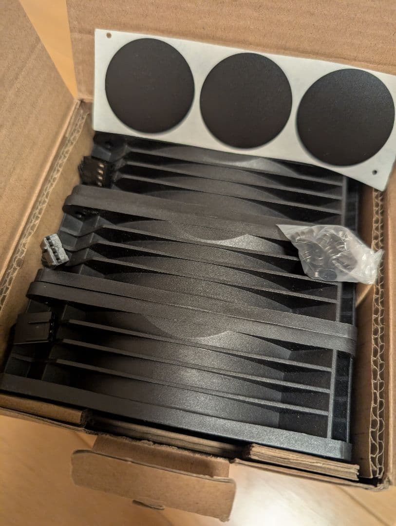 PC ケースファン ３個セット ARCTIC S12038-4K