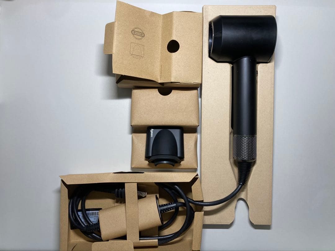 ダイソン　ヘアドライヤー スーパーソニック　ブラック　HD08