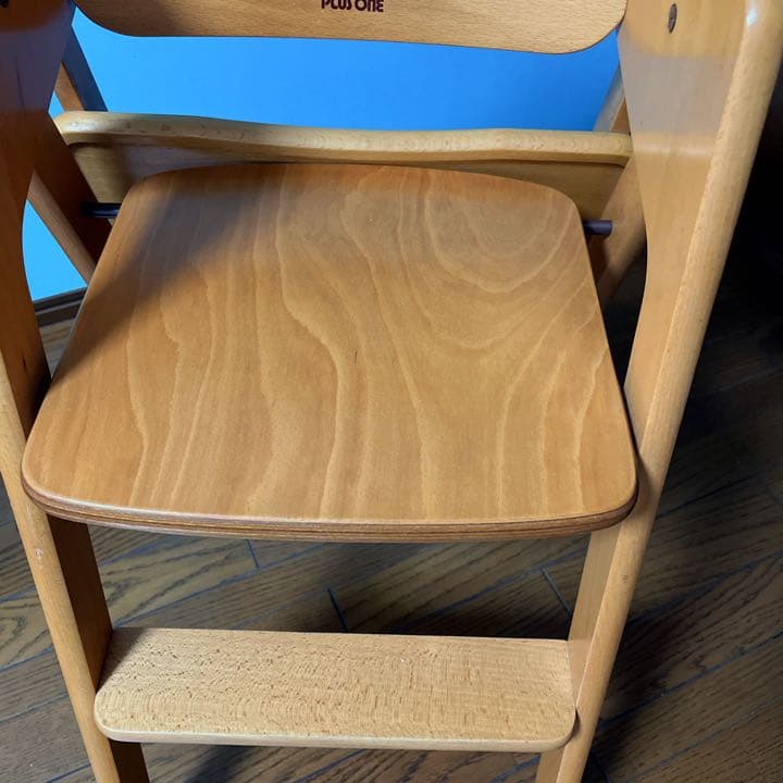 【希少】折り畳み式♪ディズニー♪ 木製　ベビー♪テーブル付きハイチェアー♪