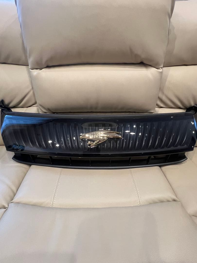 ★60ハリアー　前期★フロントグリル★未使用品★ 53114-48030740