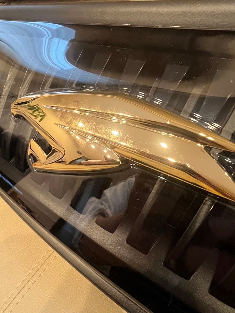 ★60ハリアー　前期★フロントグリル★未使用品★ 53114-48030740