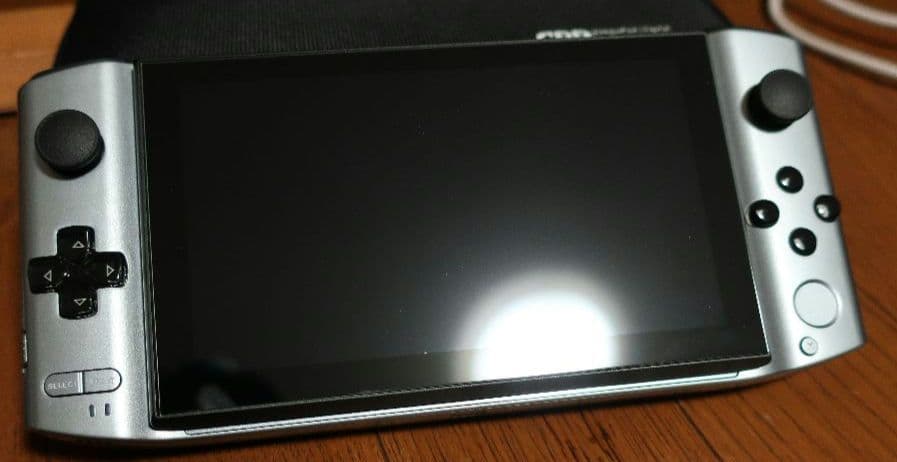 GPDwin3 1165g7 16gb 1tb　＋ドック＋ケース他