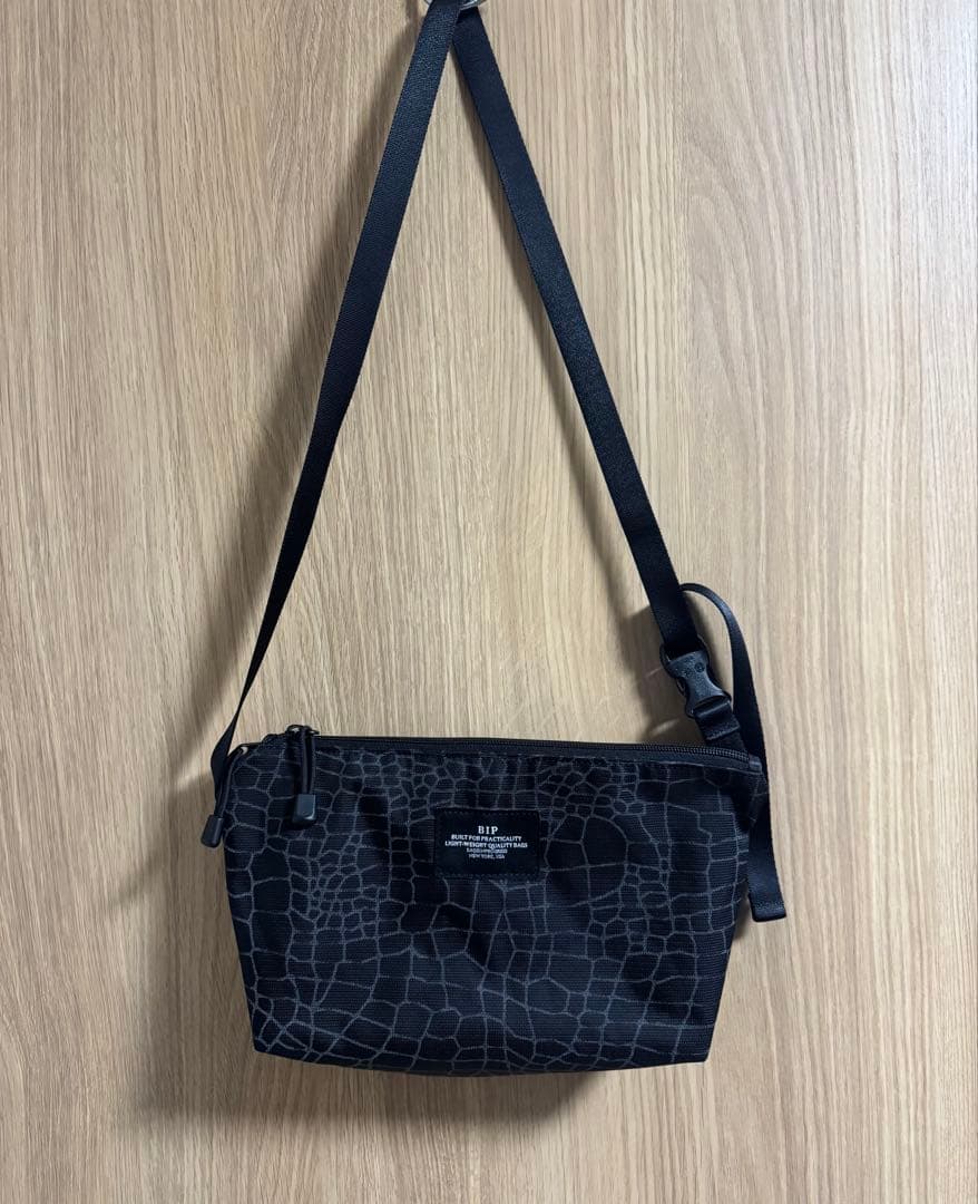 POST O’ALLS×BAGSINPROGRESS サコッシュ　美品