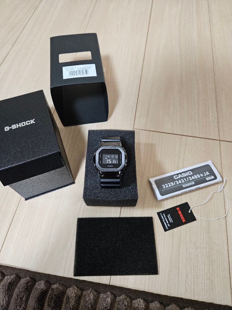 Gショック GM-5600B