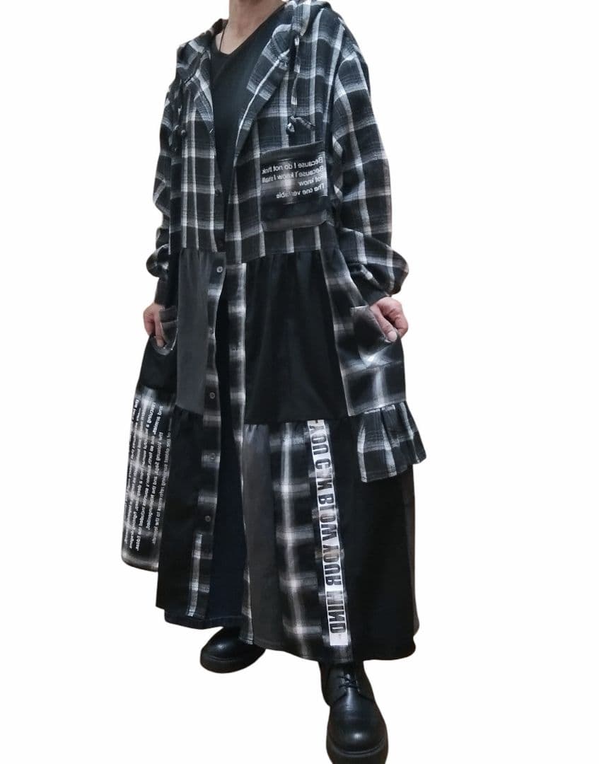 古着リメイク　ゆったり羽織れるパーカーシャツのパッチワークワンピース