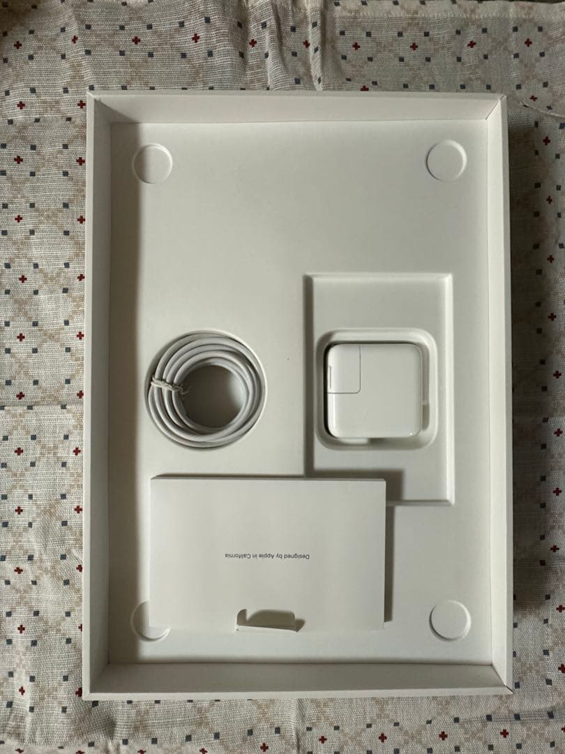 MacBook Air M1(2020年) 13㌅ 8GB/256GB