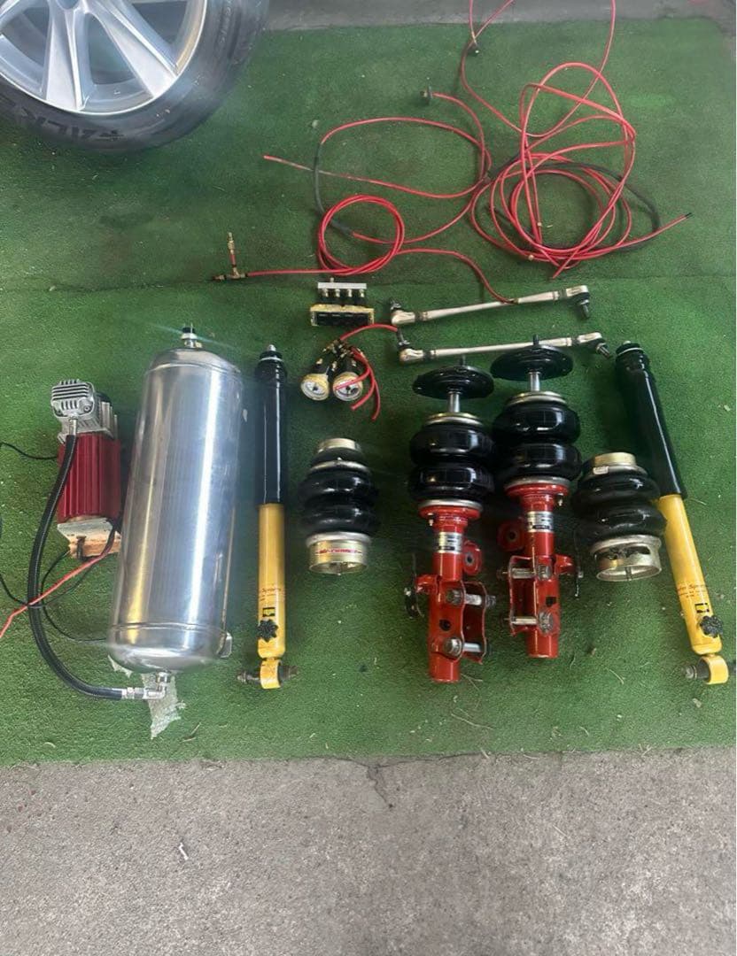 値下げしました！ ZVW30 プリウス エアサスペンション エアランナー