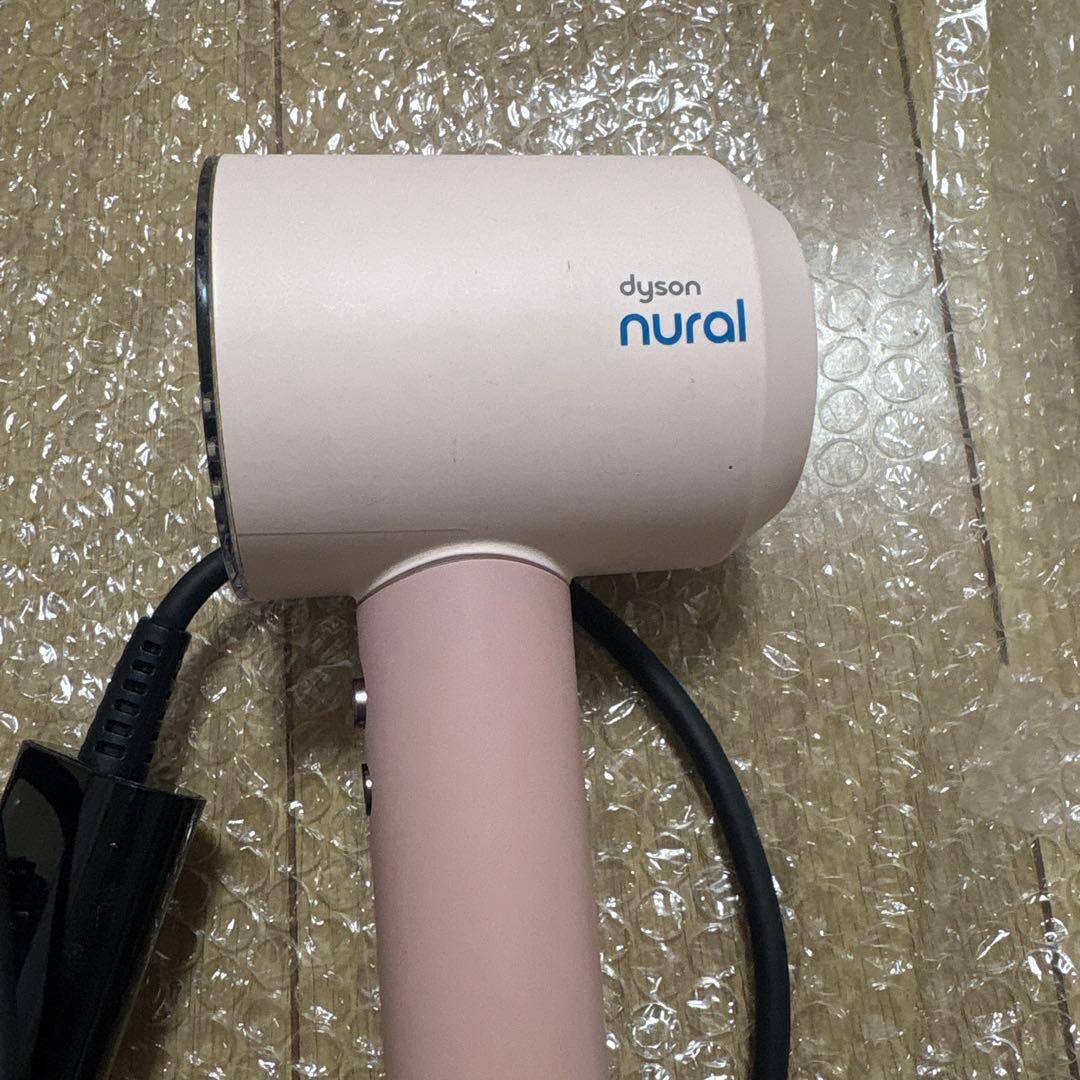 ダイソンアイロン