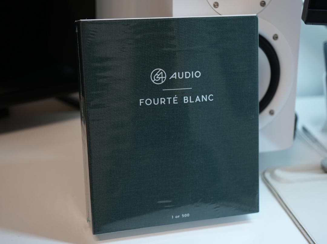 イヤホン 64audio Fourte Blanc