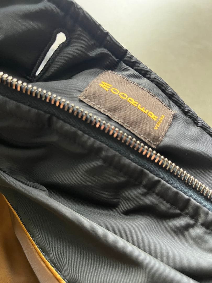 【美品】MooRERダウンコートBARBIERI WK1 シングルブレスト