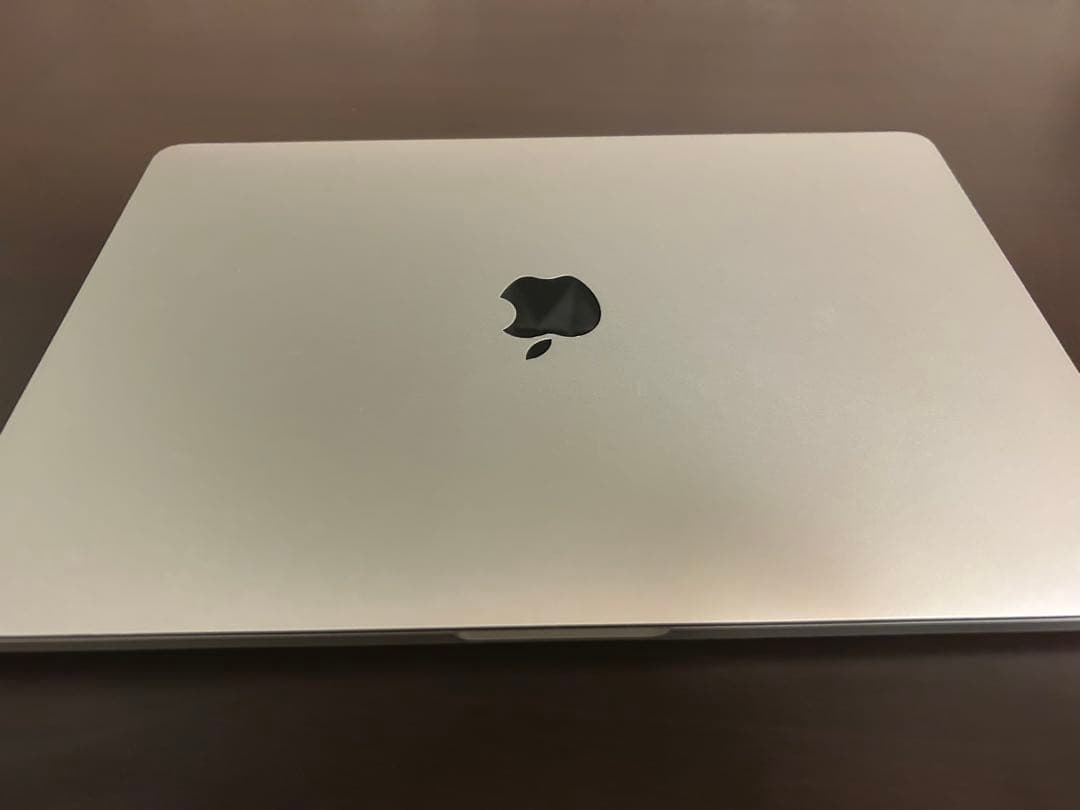 Apple MacBook Pro 13インチ M2 8GB 本体のみ　元箱無し