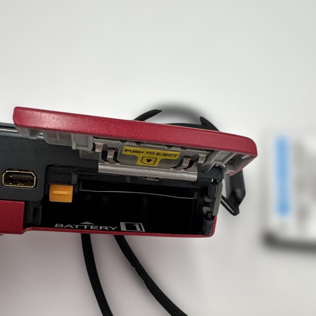 美品　FUJIFILM FinePix T500 デジカメ1600万画素 12倍