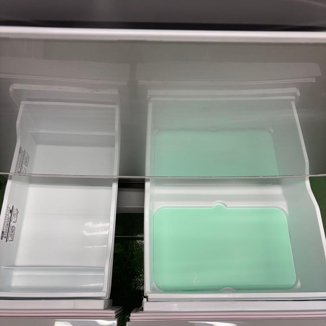 634 ファミリー向け　大型冷蔵庫　6ドア　観音開き　フレンチドア　400L強