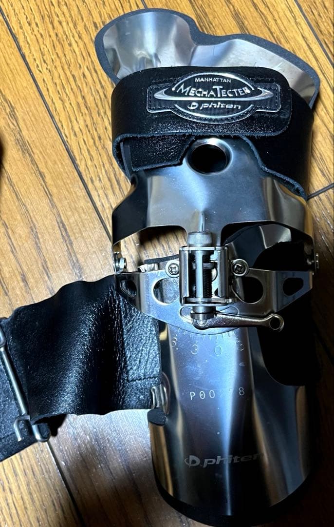 グローブ・リスタイ Manhattan Mecha Tecter