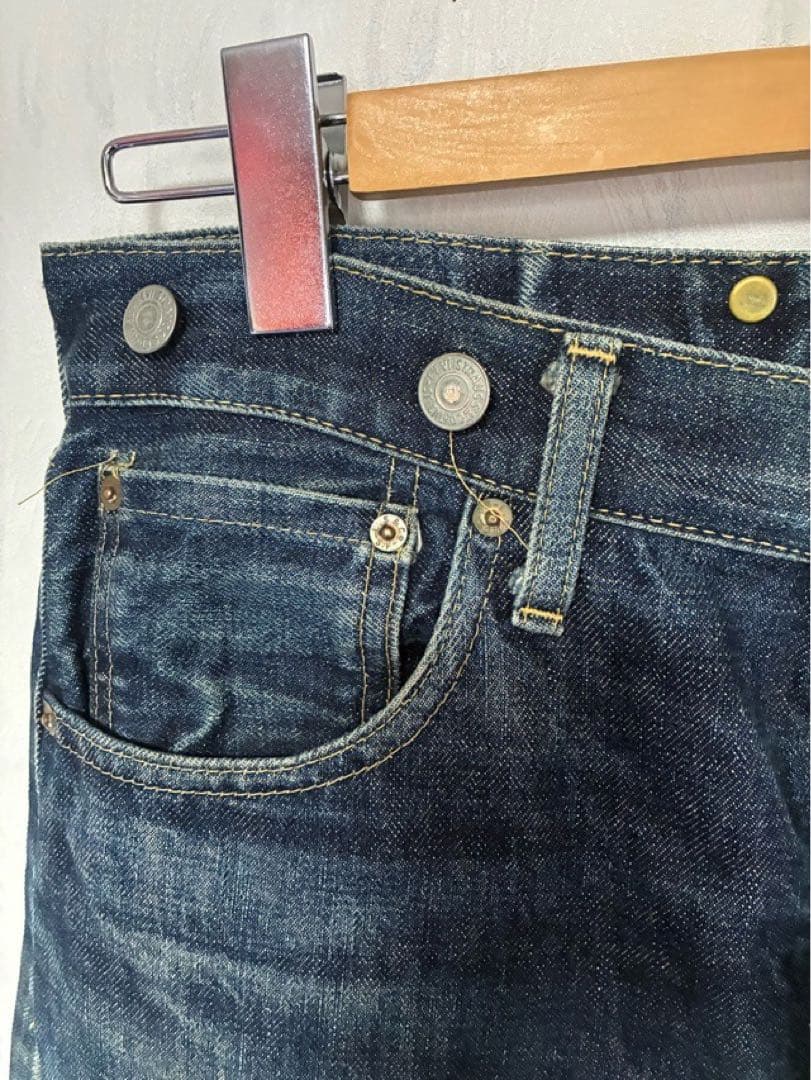 LEVI'Sリーバイス S702xx ジーンズ デニム W31 日本製 90s