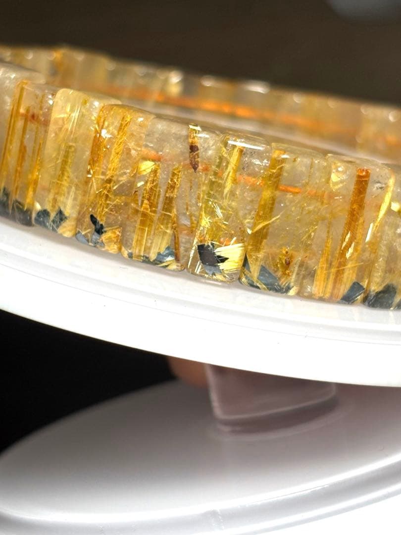 【新入荷】太陽放射タイチンルチルバングル（新品未使用）金運最強！ゴールド太針