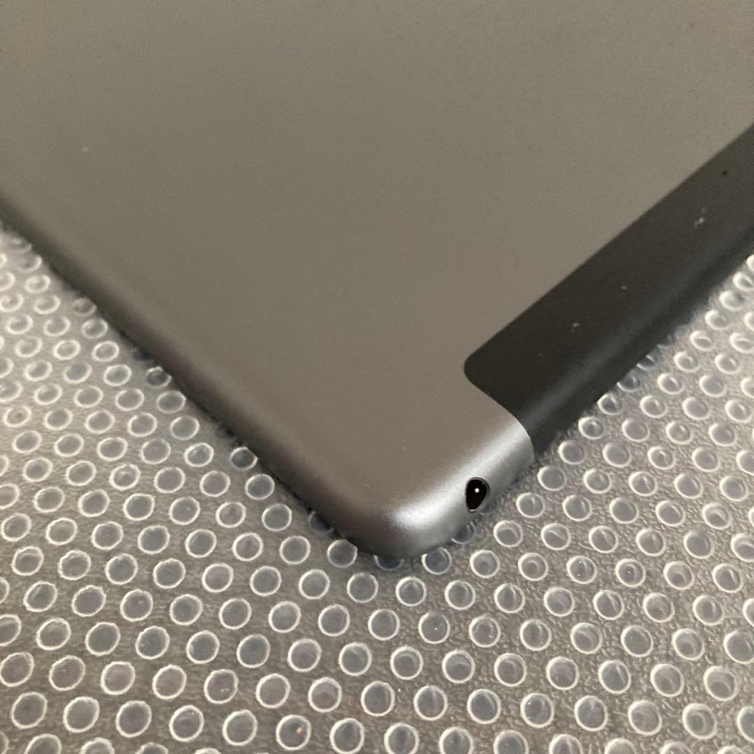3582【早い者勝ち】電池最良好☆iPad8 第8世代 32GB SIMフリー☆