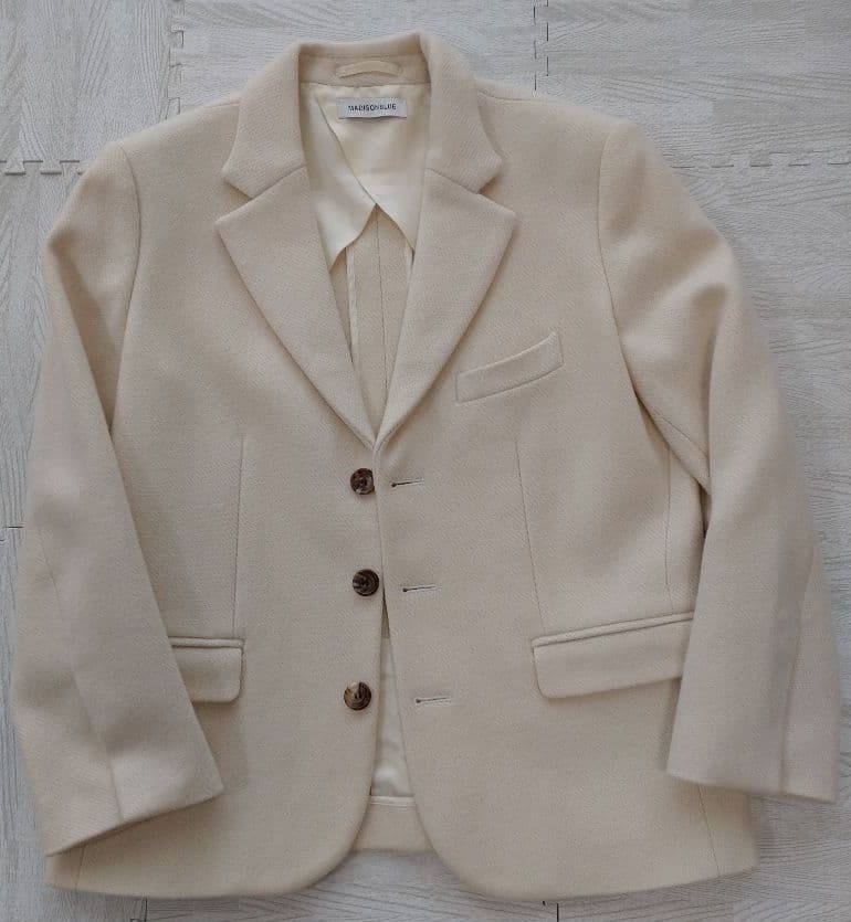 madisonblue マディソンブルー　ホワイト　コンパクトジャケット