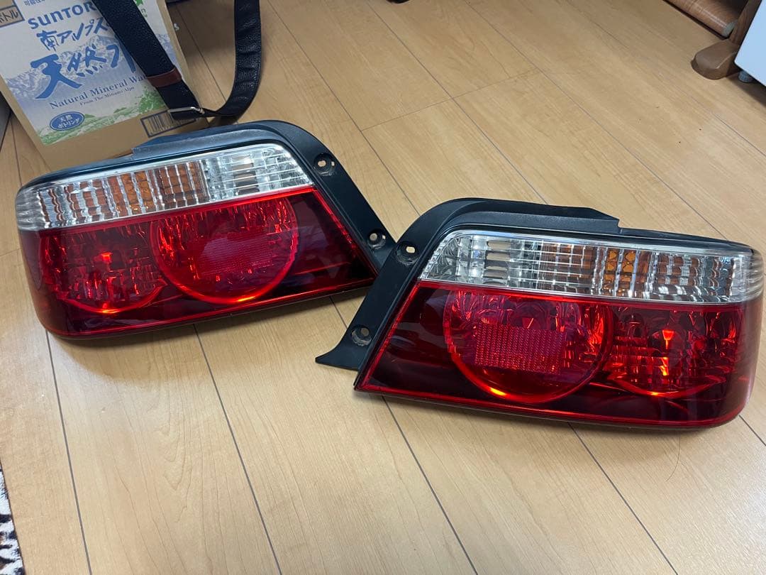 jzx100 チェイサー 後期　テールランプ