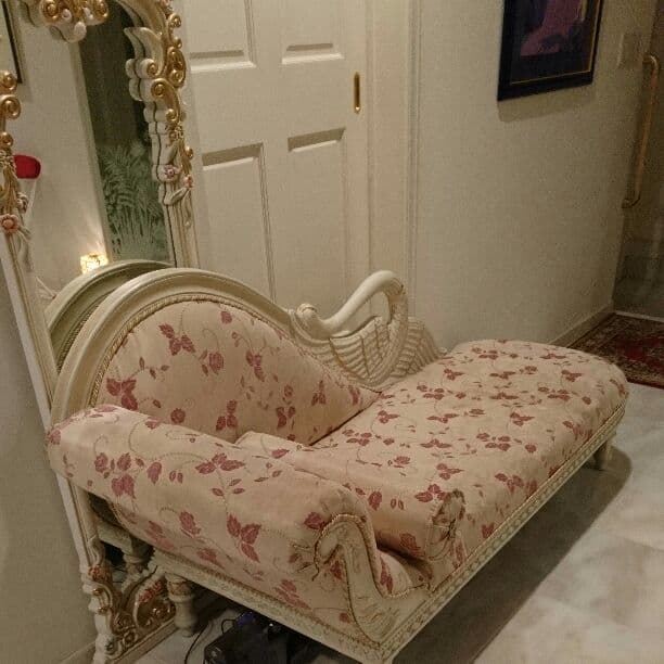 スワンのカウチ