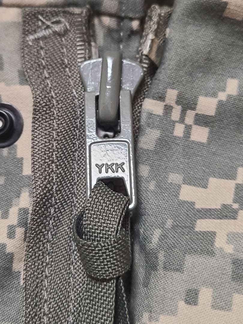 【デッドストック】米軍実物 M-65フィールドジャケット UCPデジタルカモ