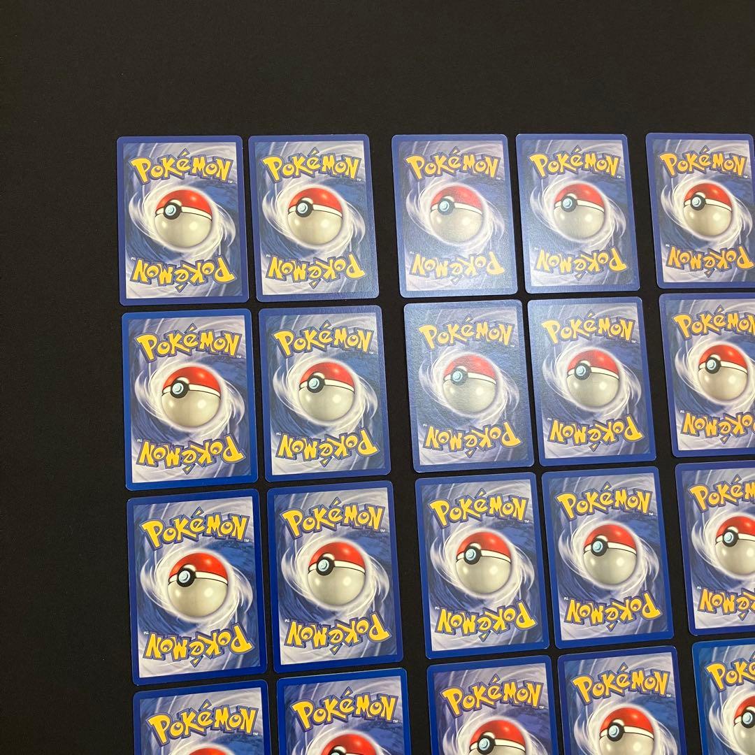 J0726】　ポケモンカード英語版　　24枚まとめ売り