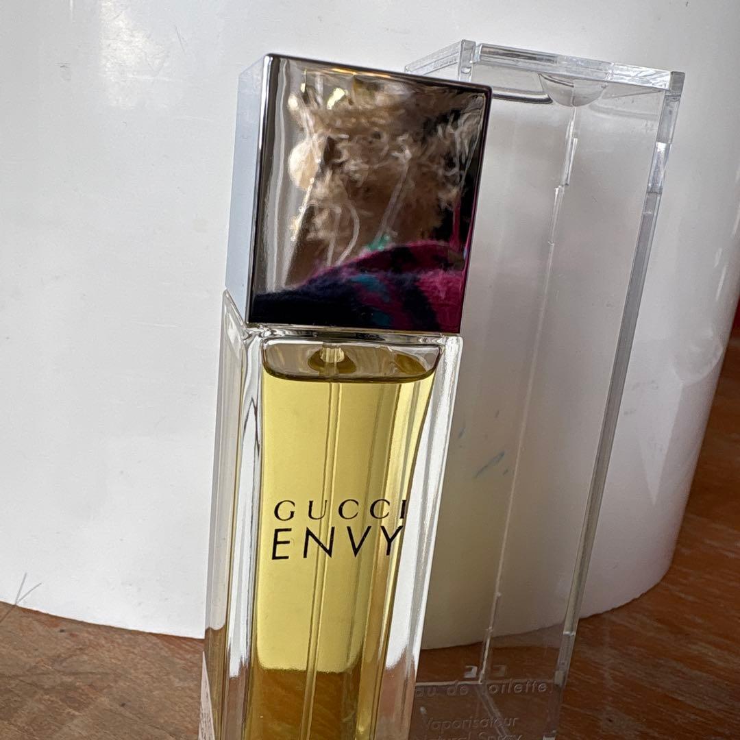 GUCCI ENVY オードトワレ 30ml グッチ　エンヴィ　香水　ケース付き
