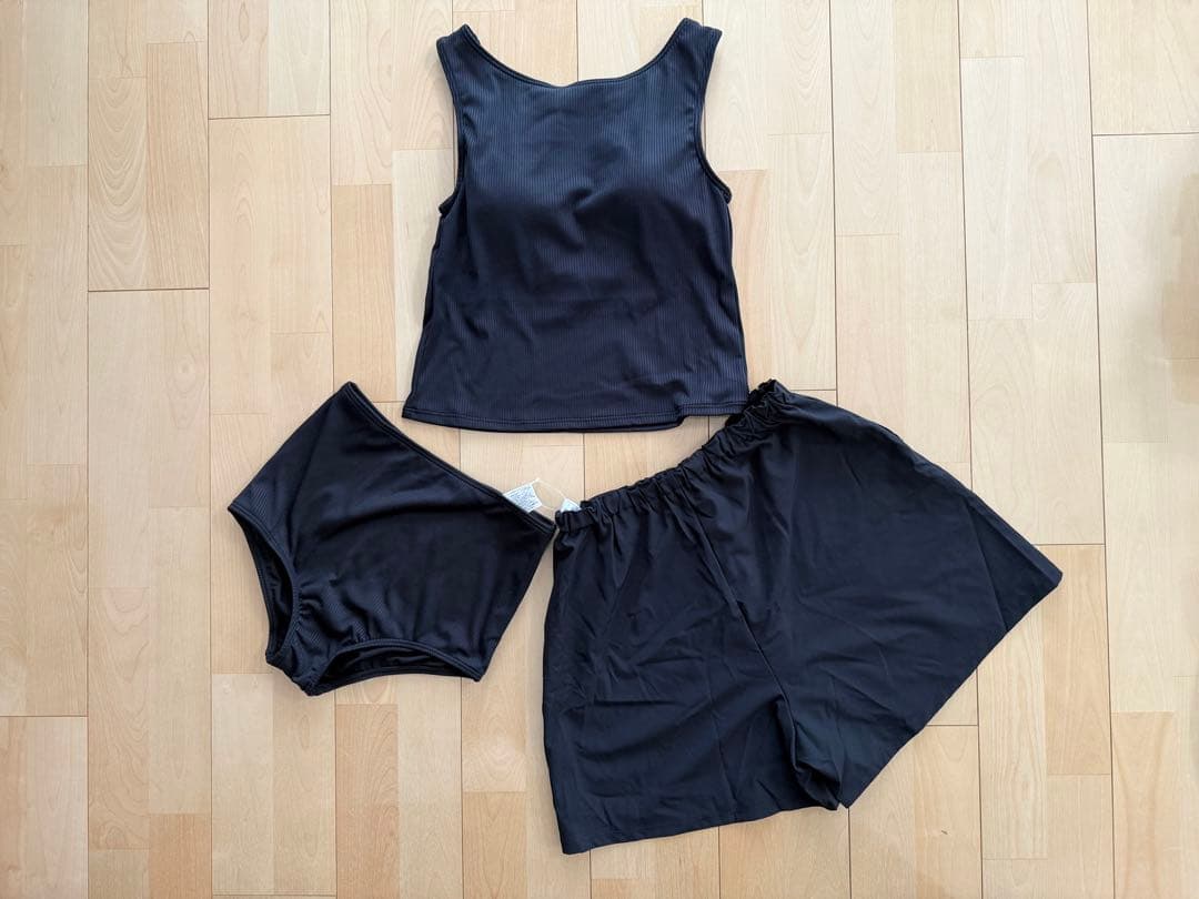 【新品タグ付き】 水着5点セット San-ai Resort